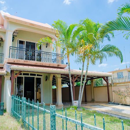 Indravilla Flic en Flac Ngoại thất bức ảnh